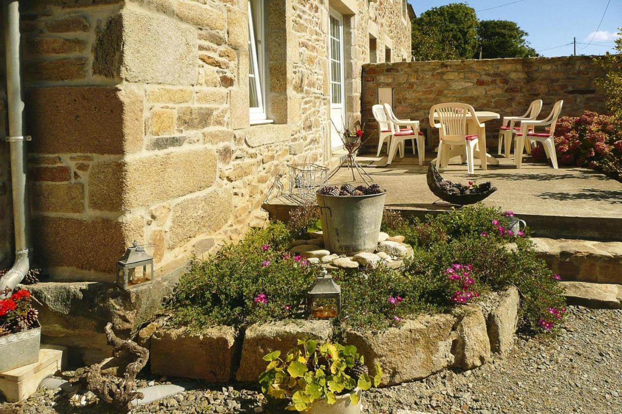 Natural Stone House Close To The Sea, Lannilis Esterno foto